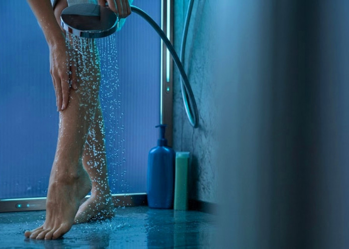 Kebiasaan Sederhana di Kamar Mandi yang Perlu Diperhatikan untuk Mengurangi Risiko Stroke