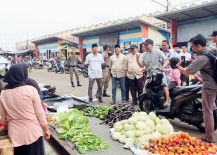 Wali Kota Lubuklinggau Sidak Pasar dan Umumkan Pembebasan Retribusi