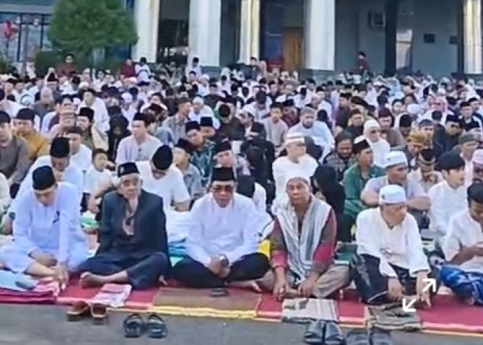Perempuan Haid Dianjurkan Hadir di Lapangan Salat Id, Ini Penjelasannya