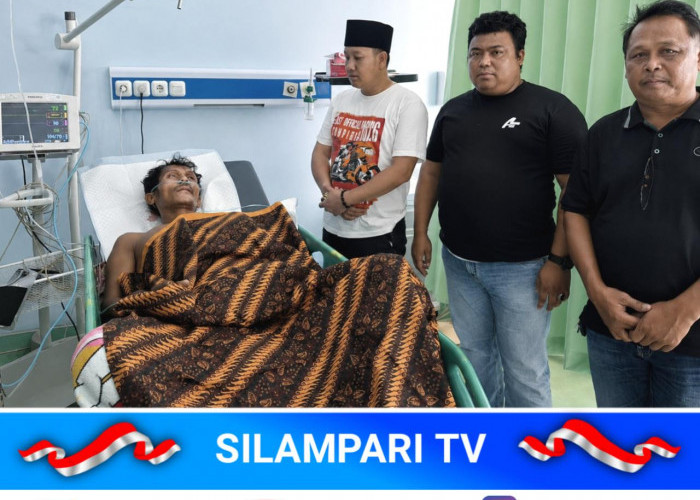 Camat Sukakarya Jenguk Korban Serangan Beruang, BKSDA Sumsel Diminta Segera Bertindak