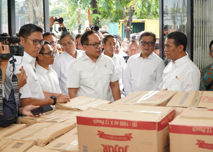 Mentan Amran Pimpin Operasi Pasar Pangan Murah Besar-Besaran, Libatkan 4.500 Gerai Kantor Pos di Seluruh Indon