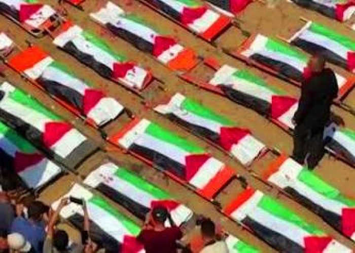 Ribuan Warga Gaza Hadiri Pemakaman 112 Korban Serangan, Puluhan Anak dan Perempuan Jadi Korban