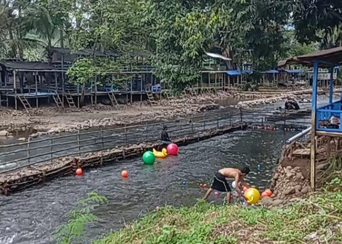 Wisata Sungai Kasie Lubuk Linggau Mulai Ramai Pengunjung H-1 Pergantian Tahun Baru