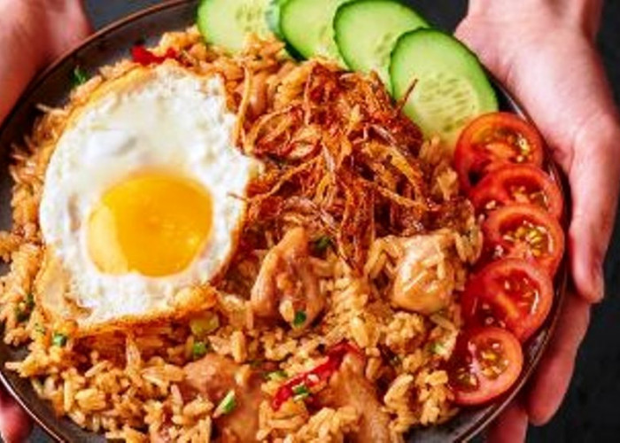 Resep Nasi Goreng Sambel Terasi, Menu Sedap untuk Makan Malam