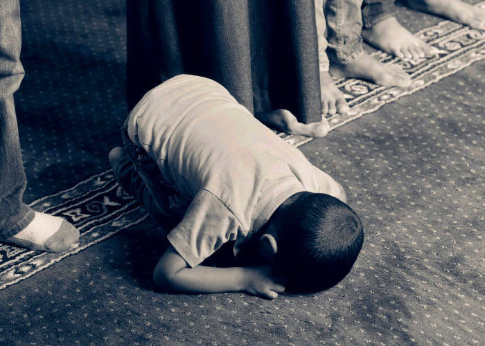 Rutin Sedekah Setelah Subuh, Apa Saja Keutamaannya?