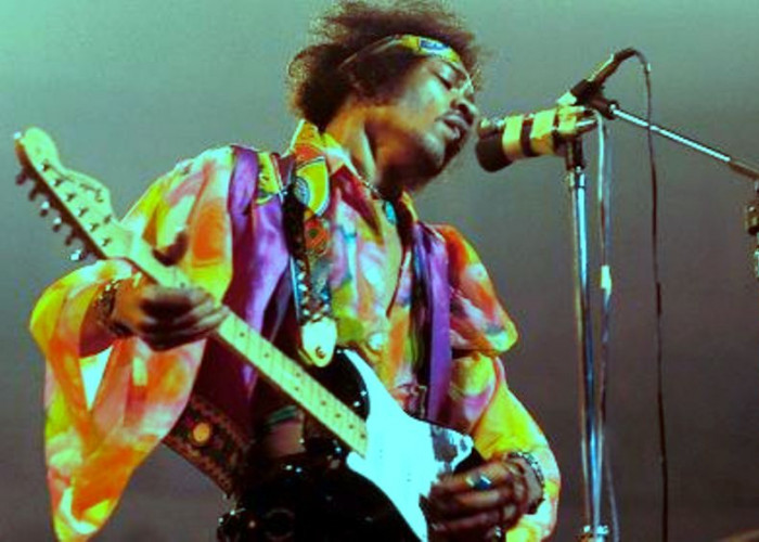 Mengenang Jimi Hendrix: Legenda Gitar yang Abadi dalam Dunia Musik