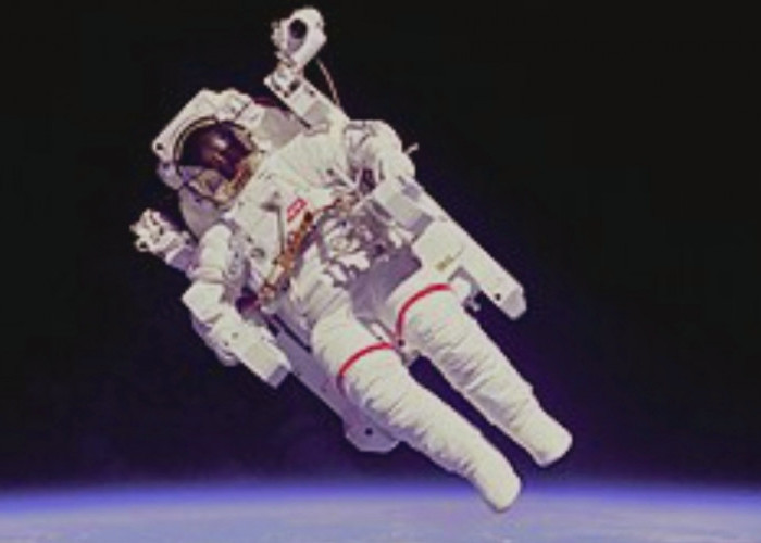 Mengulik Sejarah Astronot Pertama Kali dari Negara Mana? Simak Berikut!