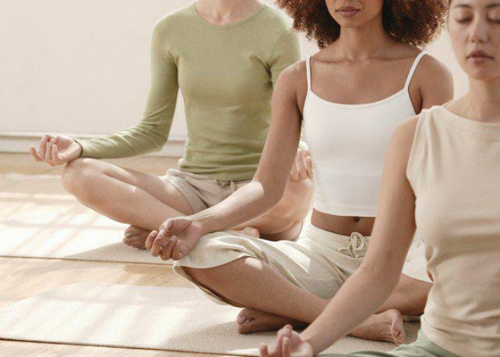 5 Manfaat Yoga untuk Asam Lambung, Simak Rekomendasi Gerakannya