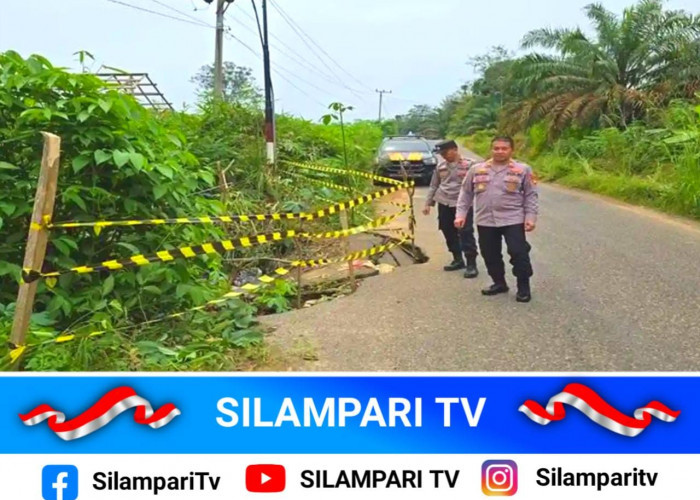 Jalan Lintas Musi Rawas–PALI Ambles di Desa Tambangan, Polisi Pasang Garis Pengaman