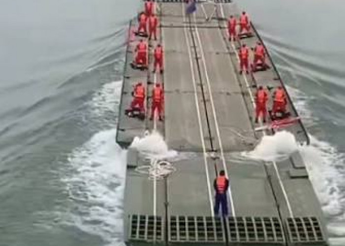 Viral! China Kerahkan Drone Canggih dan Jembatan Lipat Otomatis untuk Evakuasi Korban Banjir Bandang