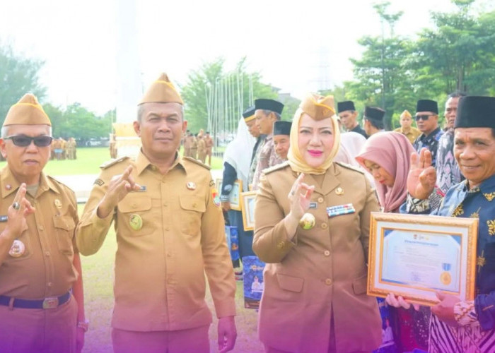 Momen Haru di Apel Pagi, 57 ASN Pemkab Musi Rawas Purna Tugas