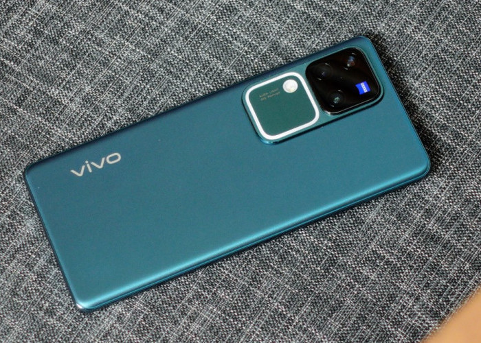 Vivo V30 5G Turun hingga 1 Juta Oktober 2024: Hadirkan Desain Tipis dan Spesifikasi Canggih