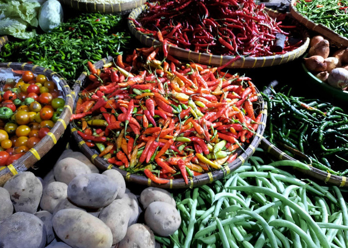 Harga Pangan Nasional Hari Ini: Cabai Rawit Merah Tembus Rp91.700 per Kg, Ayam Ras Rp43.900