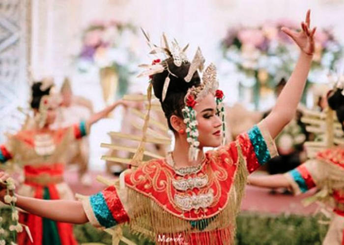 Mengenal Tari Baksa Kembang, Tarian Tradisional Khas Kalimantan Selatan 