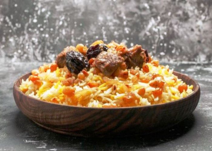Mengenal Nasi Kebuli Khas Timur Tengah, Pecinta Kuliner Wajib Coba!