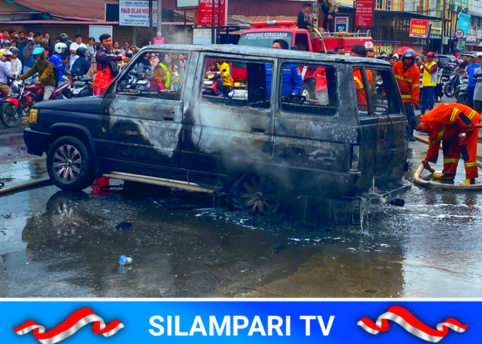 Mobil Toyota Kijang Terbakar di Lubuklinggau, Api Diduga Berasal dari Percikan Las