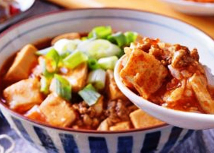 Resep Donburi Tofu dengan Bumbu Pedas Gurih untuk Topping Nasi