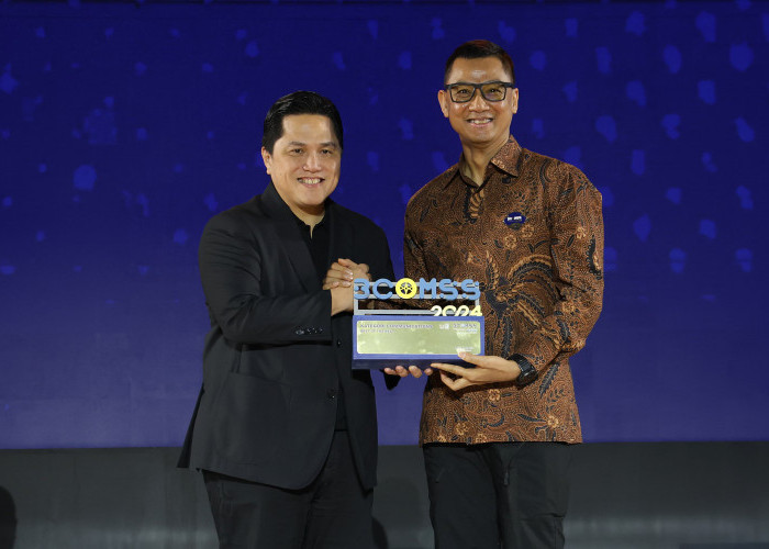 PLN Jadi Best of The Best Communications dengan 12 Penghargaan dari Menteri BUMN di Ajang BCOMSS 2024