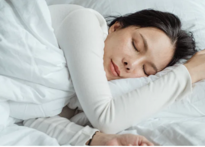 Tidur Miring Ke Kanan, Begini Menurut Agama dan Medis