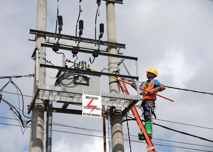 Direktur Teknologi Engineering & Berkelanjutan Tinjau Efektivitas dan Implementasi HSSE Control Center di S2JB