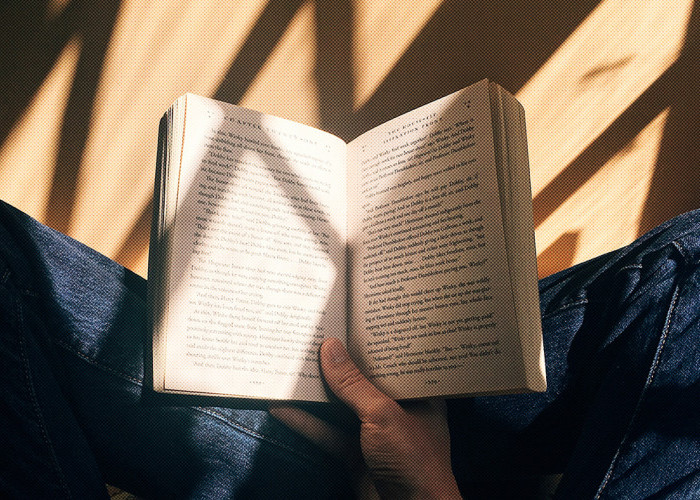  Di Balik Budaya Scroll, Survei Ungkap Gen Z Jadi Generasi Paling Gemar Membaca