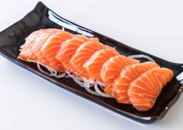 Suka Makan Daging Mentah? Mengenal Sashimi Kuliner Jepang yang Berupa Ikan