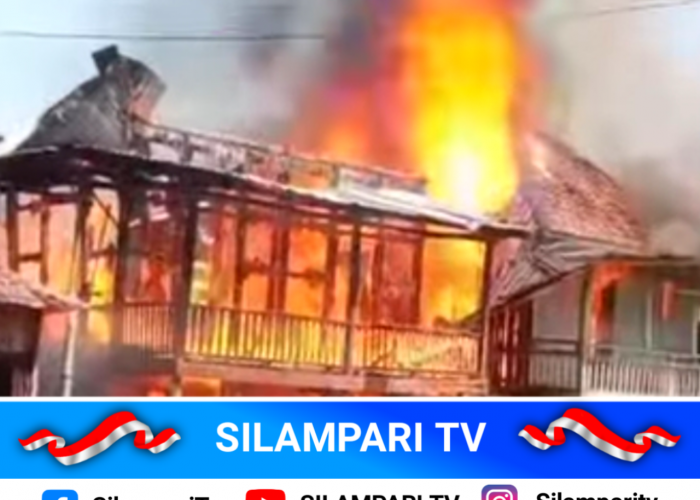 Kebakaran Hebat di Muba Hanguskan Dua Rumah Warga, Kerugian Ditaksir Rp. 400 Juta