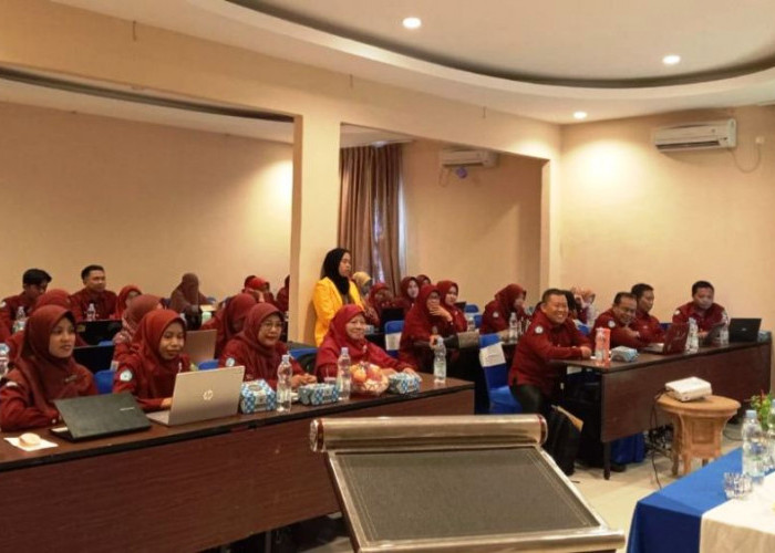 Pelatihan Fisika Berbasis Game Digital Tingkatkan Literasi Energi Siswa bagi MGMP Fisika Kabupaten Musi Rawas