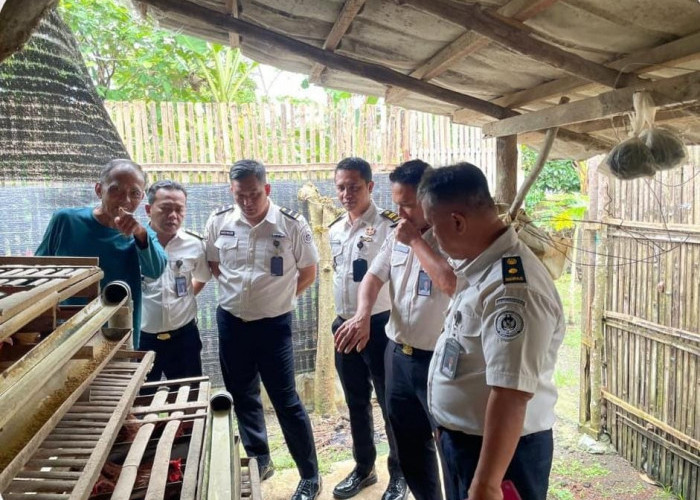 Dukung Program Kemandirian WBP, Lapas Narkotika Muara Beliti Lakukan Studi Peternakan Ayam