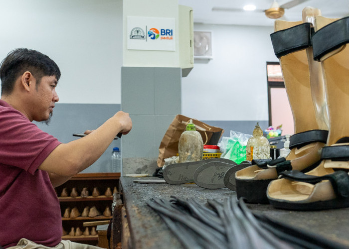 Dorong Pengembangan Penyandang Disabilitas, BRI Peduli Salurkan Beasiswa dan Sarana Prasarana YPAC Jakarta