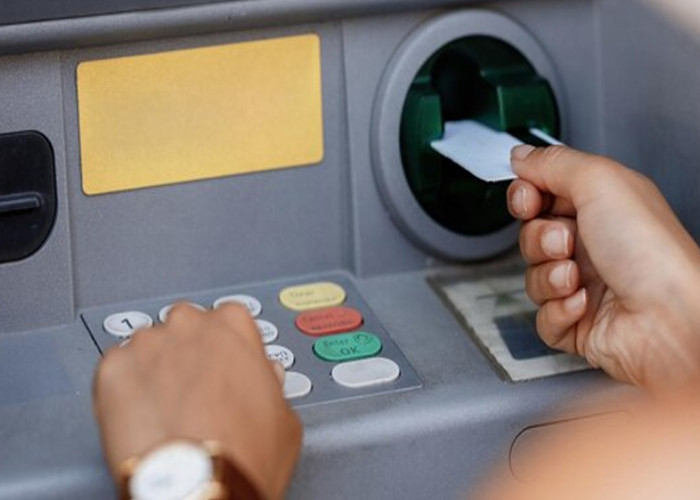  Pencurian Uang dengan Modus Ganjal Kartu ATM Kembali, Simak Tips Untuk Menghindari Modus Tersebut!