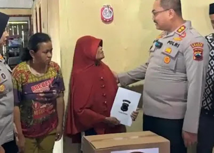 Aksi Heroik Juru Parkir Lansia Gagalkan Pencurian Rp3,6 Miliar, Diganjar Hadiah Umrah