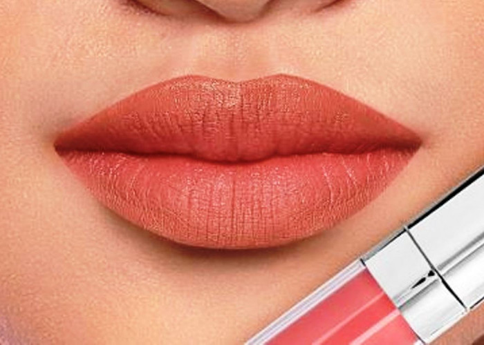 5 Rekomendasi Lip Matte Wardah, Solusi Menutupi Bibir Gelap