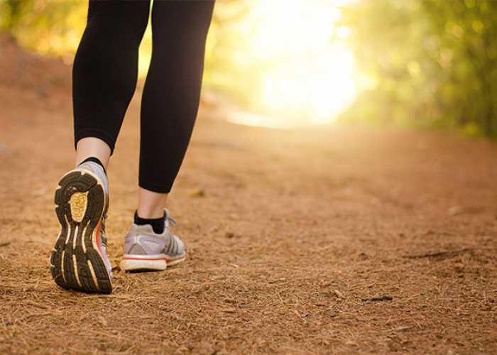 6 Manfaat Jalan Kaki Setelah MakaJalanKakiSetelahMan, Kebiasaan Sederhana dengan Dampak Besar untuk Kesehatan