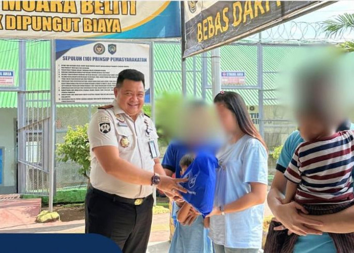 Lapas Narkotika Muara Beliti Tebar Kepedulian, Keluarga Warga Binaan Terima Bantuan Sosial