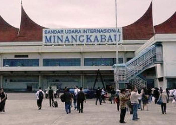 Akibat Abu Vulkanik, Bandara Minangkabau Ditutup, 15 Penerbangan Terdampak
