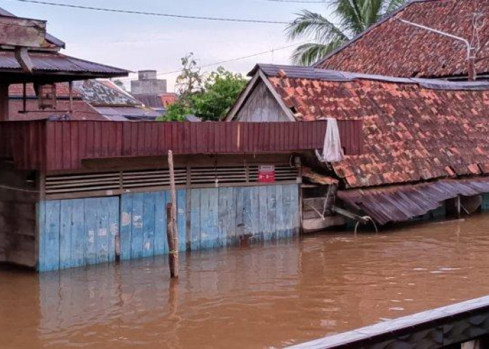 Banjir Belum Surut, Sejumlah Desa di Muratara Masih Terendam