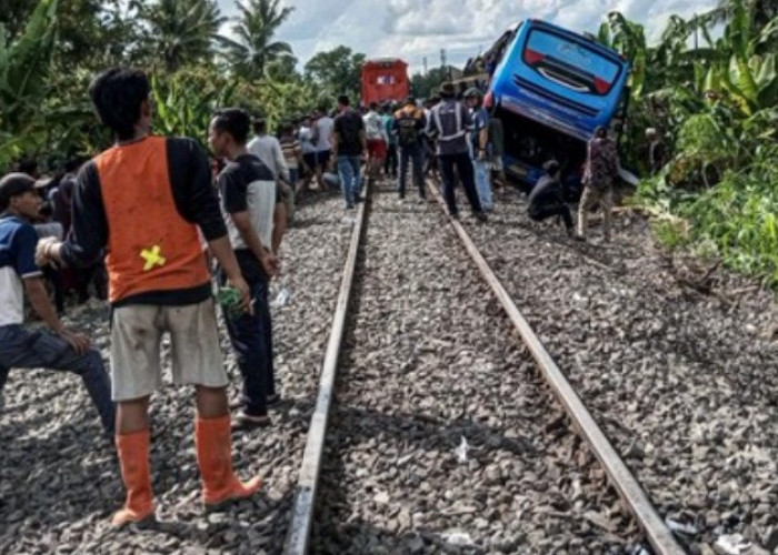 Update Kecelakaan Kereta Api Menabrak Bus Putra Sulung, 3 Orang Meninggal Dunia