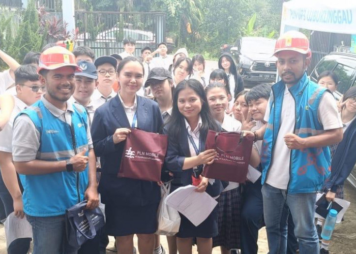 Dikunjungi Murid Sekolah Menengah Pertama, PLN ULP Lubuklinggau Paparkan Edukasi Seputar Kelistrikan