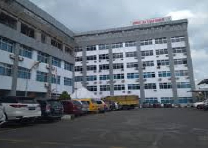 Semenjak RS Sobirin Pindah, Rumah Sakit AR Bunda Sangat Ramai Dikunjungi