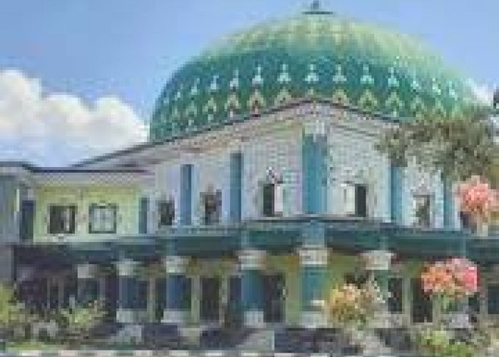 Masjid Agung Darussalam: Pusat Ibadah dan dakwah di Muara Beliti