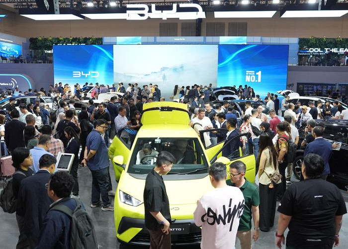Penjualan Mobil Listrik dan Hybrid Melonjak di Awal 2026, Diwarnai Isu Kenaikan Harga BBM