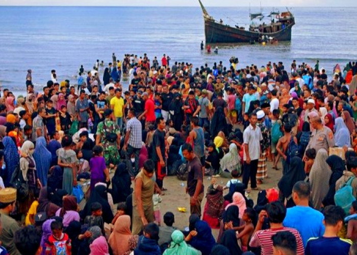 20 Kapal Rohingya Akan Mendarat di Indonesia Lagi, Direktur Amnesty: Harusnya Sediakan Fasilitas Lengkap