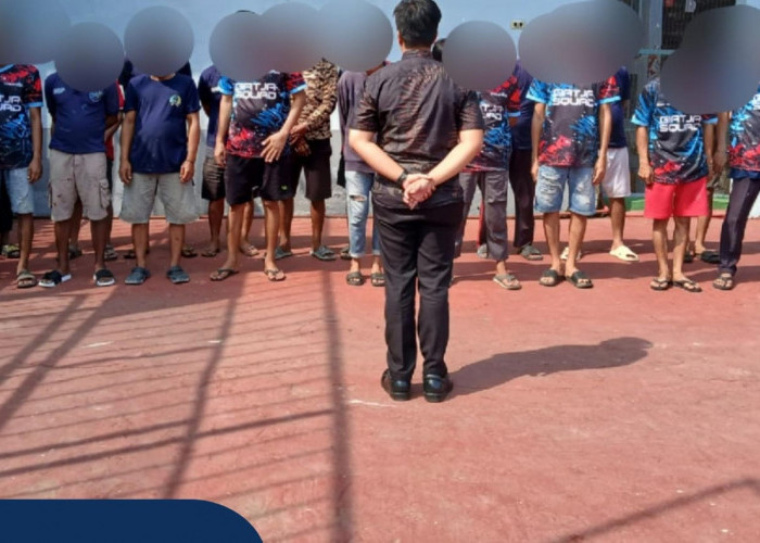 Tingkatkan Semangat dan Disiplin, Petugas Lapas Narkotika Muara Beliti Gelar Apel Penguatan bagi Warga Binaan
