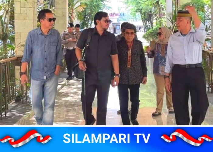 Rhoma Irama Hadir di Lubuk Linggau, Siap Hibur Tamu Pernikahan Anak Sahabat dengan Iringan Musik Lokal