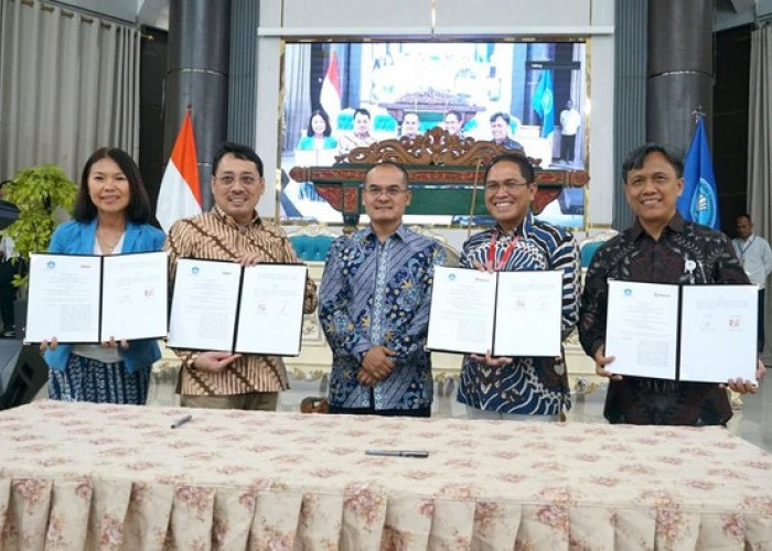 Alfamart dan Kemendikdasmen Perkuat Pendidikan Vokasi, 229 SMK Ikut Program Kelas Industri