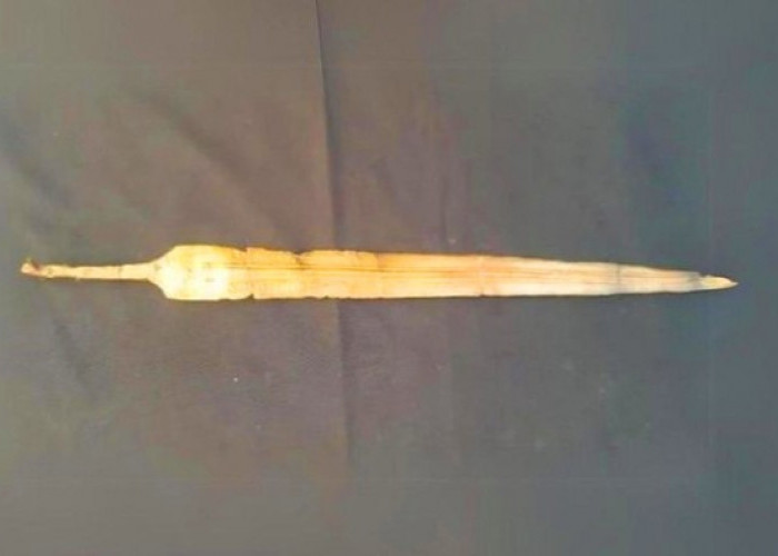 Pedang Firaun Ramses II Ditemukan Masih Berkilau Setelah 3.000 Tahun Terkubur