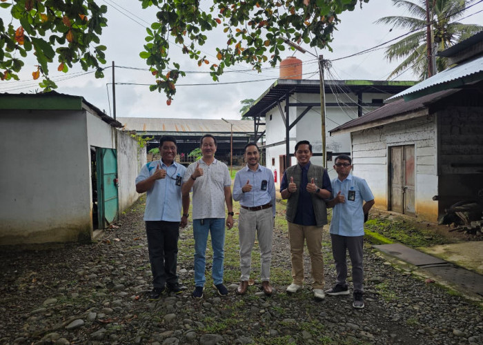 Pastikan Pasokan Energi Listrik Handal PLN UP3 Lubuklinggau Kunjungi Pelanggan Setianya