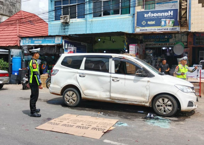 Kecelakaan Maut di Lubuk Linggau: Wuling vs Sedan, Satu Korban Tewas di Tempat