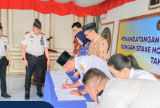 Kalapas Narkotika Muara Beliti Pimpin Penandatanganan PKS Bersama Stakeholder Pemasyarakatan Tahun 2026